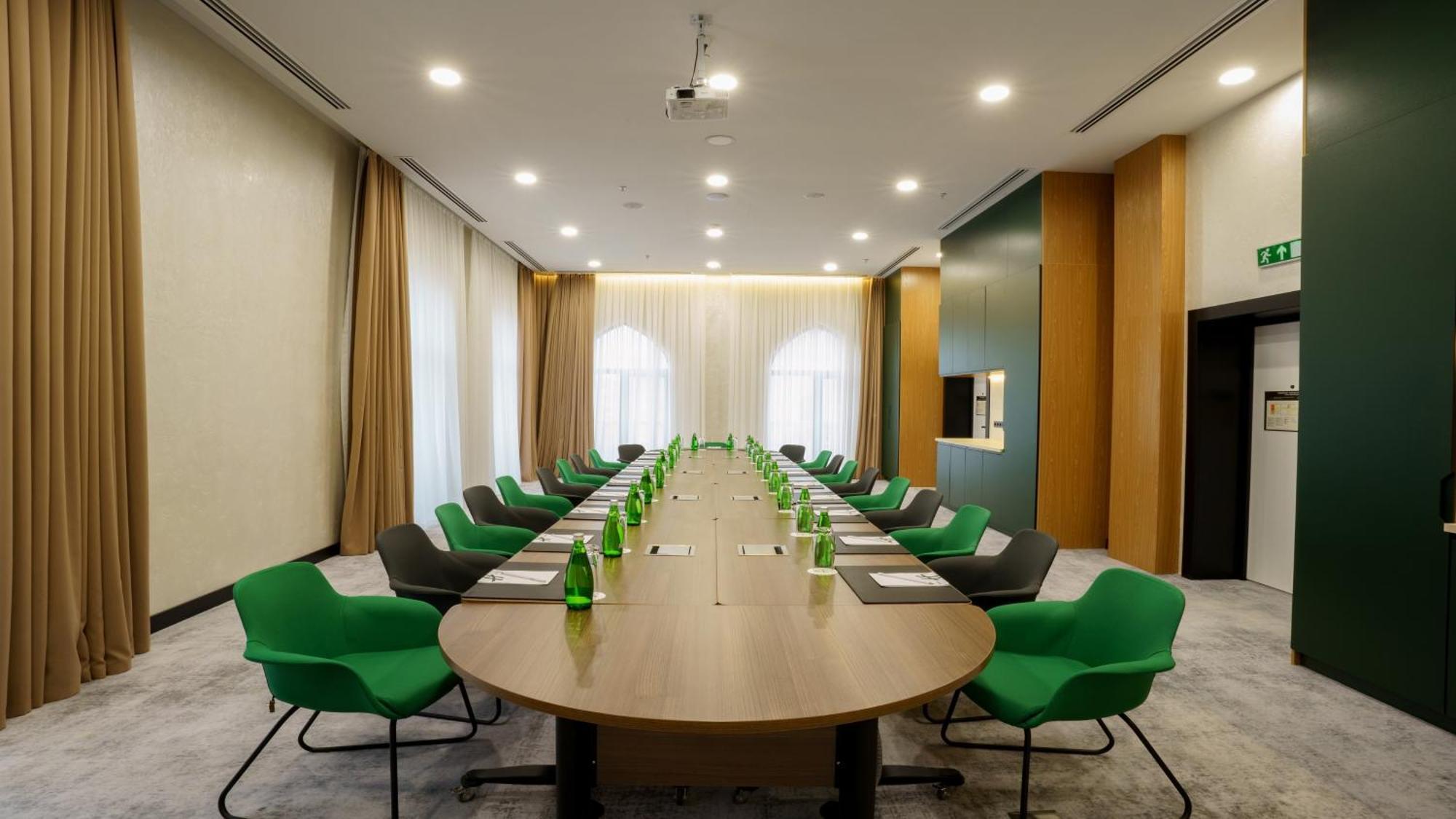 Holiday Inn Tashkent City By Ihg Εξωτερικό φωτογραφία